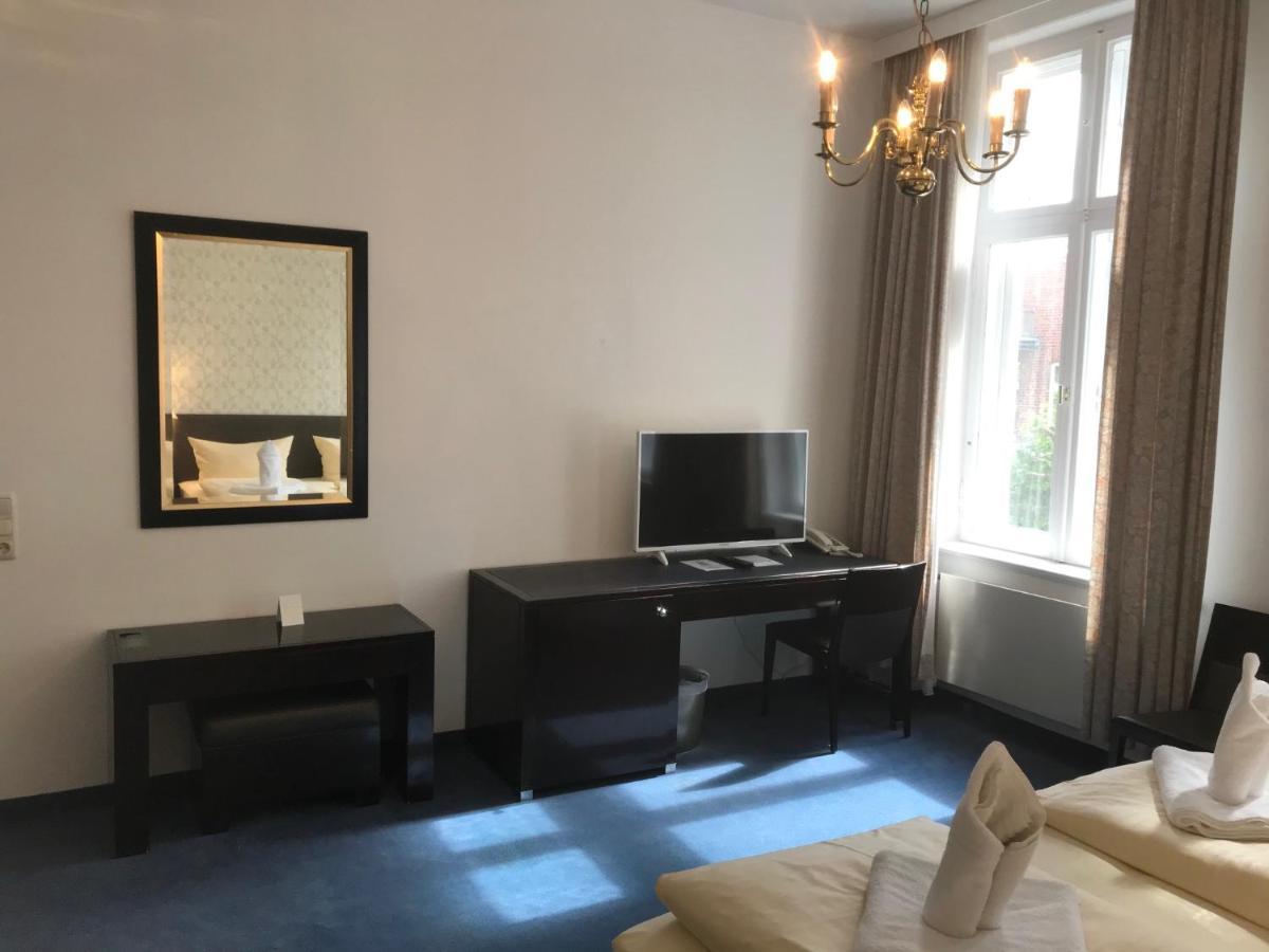 Kaiserhof Hotel 3*