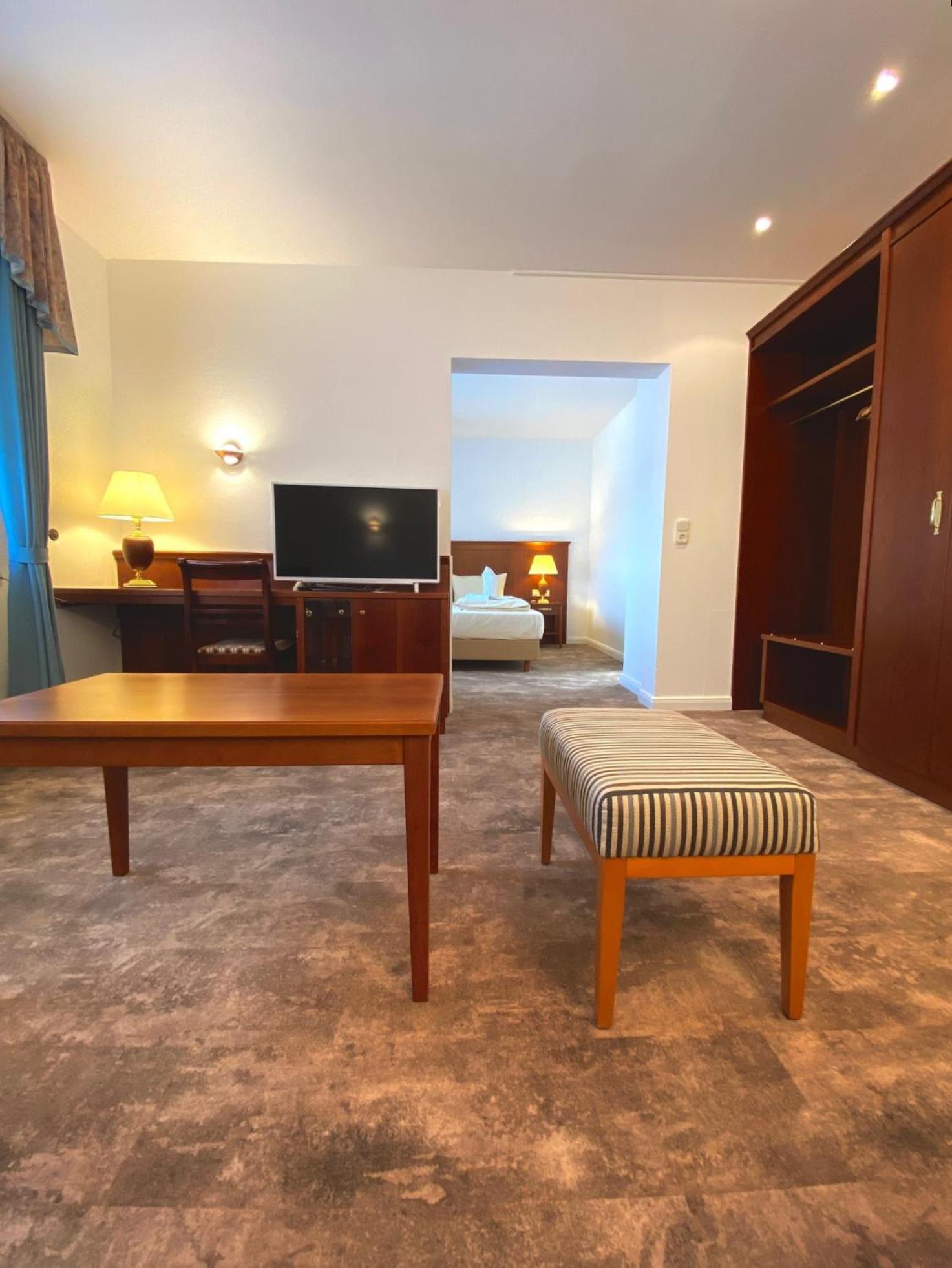Kaiserhof Hotel 3*
